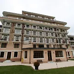Appartement Rosat 22 *